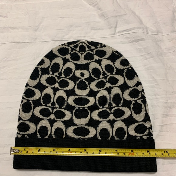 COACH signature knit beanie - Picture 4 of 5